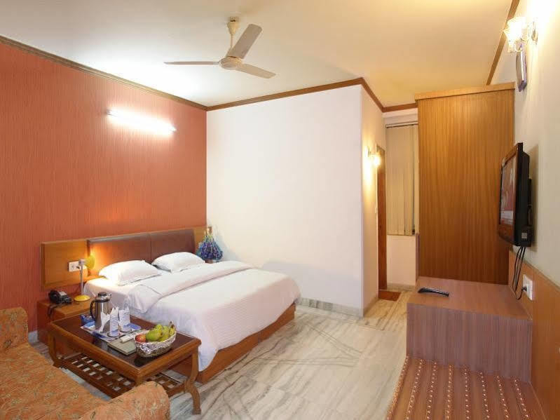 Fabhotel Ashu Palace Karol Bagh Delhi  Exteriör bild